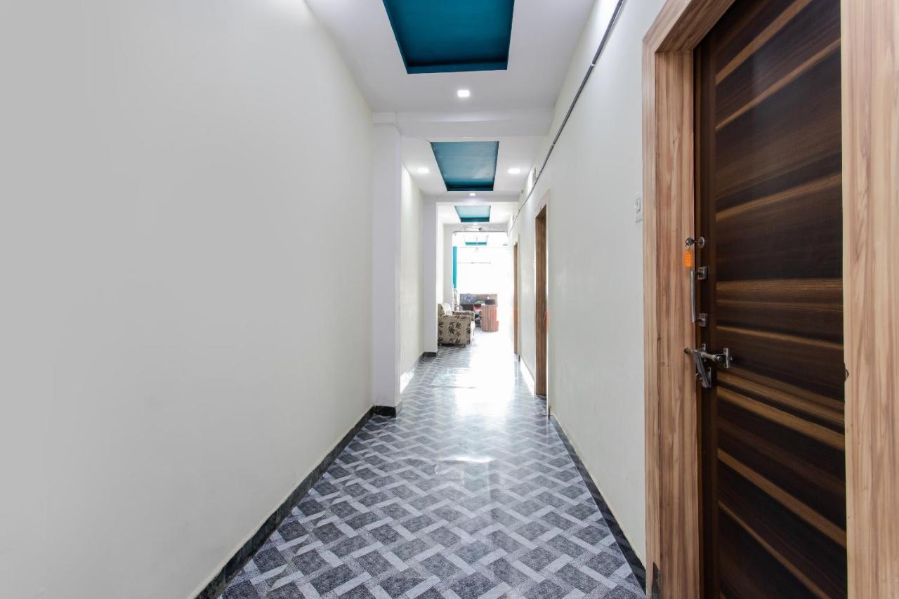 Oyo 24196 Hotel Shreenath Palace Ujjain Eksteriør billede